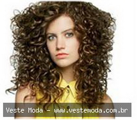 cortes-para-cabelos-ondulados-e-volumosos-72-5 Cortes para cabelos ondulados e volumosos