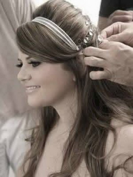 modelo-de-penteados-para-madrinha-de-casamento-21_11 Modelo de penteados para madrinha de casamento