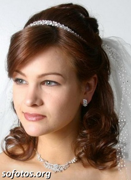 penteados-de-noiva-com-coroa-88-16 Penteados de noiva com coroa