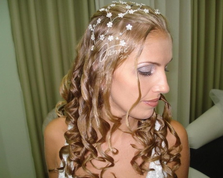 penteados-de-noiva-para-casamento-civil-66-9 Penteados de noiva para casamento civil