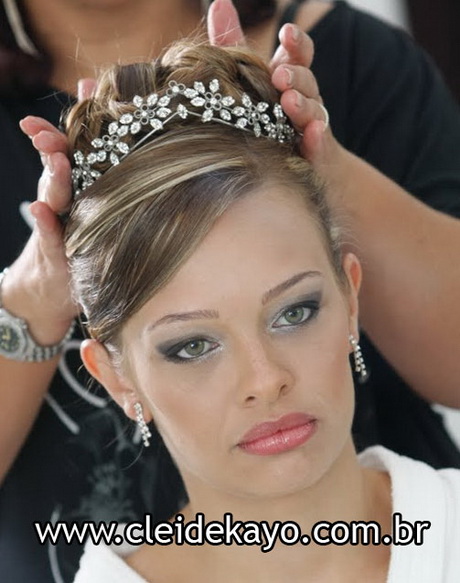 penteados-de-noivas-e-madrinhas-24 Penteados de noivas e madrinhas