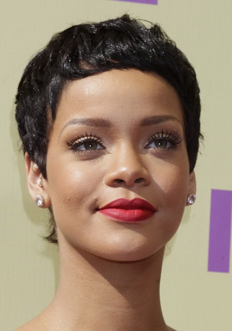 rihanna-cabelo-curto-27-10 Rihanna cabelo curto