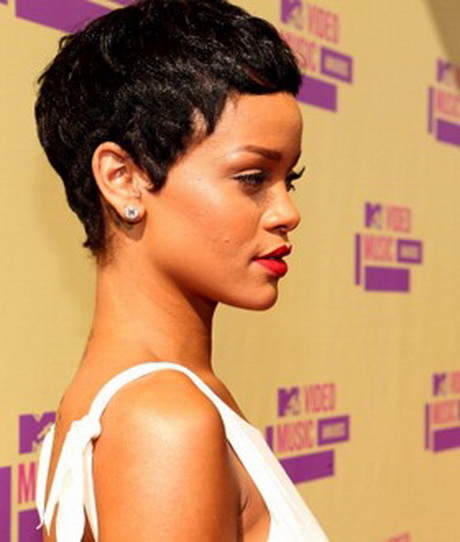 rihanna-cabelo-curto-27-14 Rihanna cabelo curto