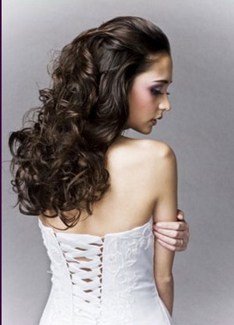 penteados-para-noivas-cabelos-longos-e-cacheados-60_12 Penteados para noivas cabelos longos e cacheados