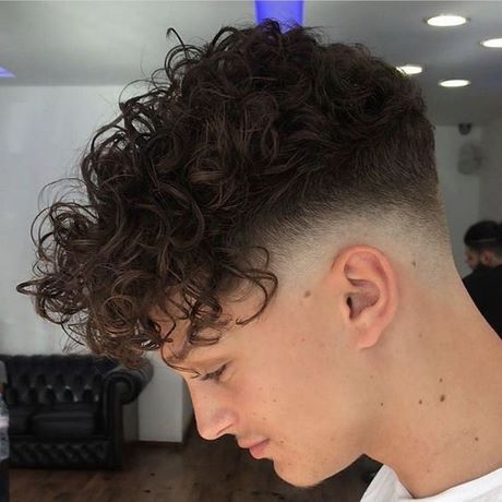 cabelos-ondulados-masculinos-2019-42_10 Cabelos ondulados masculinos 2019