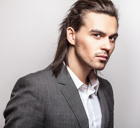corte-de-cabelo-longo-masculino-42_18 Corte de cabelo longo masculino