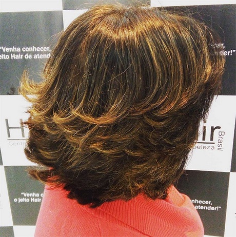 corte-de-cabelo-curto-em-camadas-atras-37 Corte de cabelo curto em camadas atras