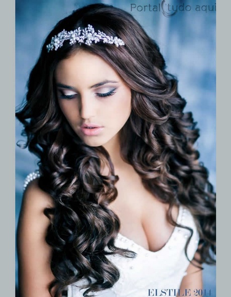 penteados-para-noivas-cabelos-longos-com-tiara-01_3 Penteados para noivas cabelos longos com tiara