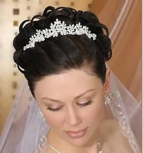 penteados-para-noivas-com-vu-e-tiara-63_15 Penteados para noivas com véu e tiara