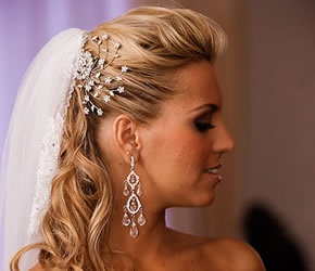 penteados-para-noivas-com-vu-e-tiara-63_20 Penteados para noivas com véu e tiara
