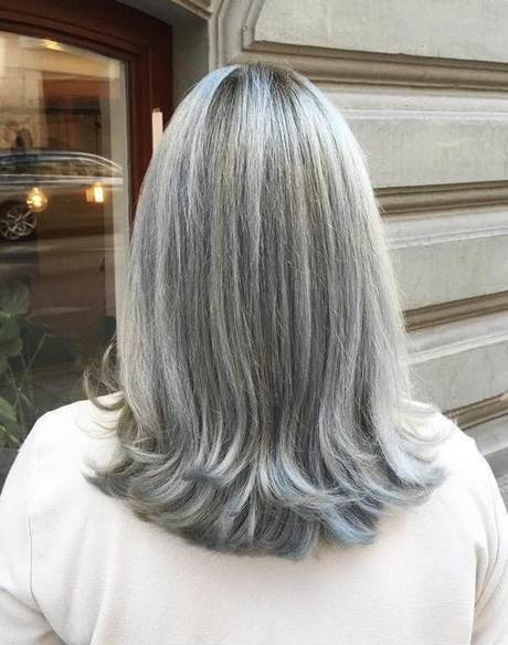 cabelos-grisalhos-femininos-2021-11_12 Cabelos grisalhos femininos 2021