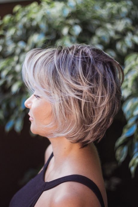 cabelos-grisalhos-femininos-2021-11_4 Cabelos grisalhos femininos 2021