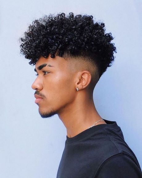 Cortes de cabelo afros masculino 2022