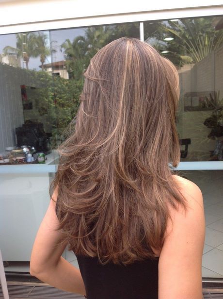 corte-de-cabelo-longo-liso-em-camadas-80_8 Corte de cabelo longo liso em camadas