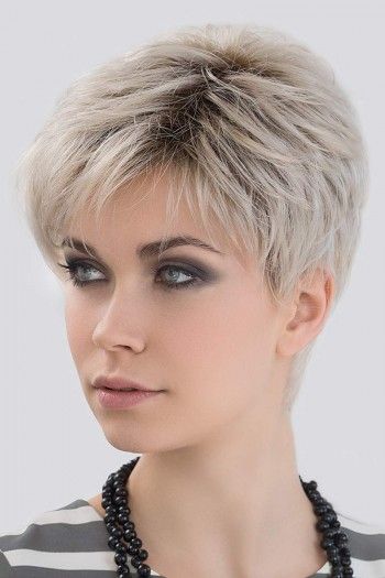 cabelos-grisalhos-curtos-femininos-2020-75_8 Cabelos grisalhos curtos femininos 2020