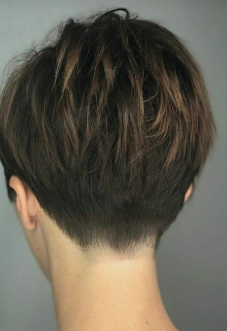 corte-de-cabelo-curto-feminino-passo-a-passo-para-iniciantes-57_9 Corte de cabelo curto feminino passo a passo para iniciantes
