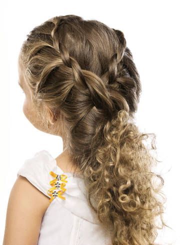 penteado-infantil-para-casamento-cabelo-cacheado-68_18 Penteado infantil para casamento cabelo cacheado
