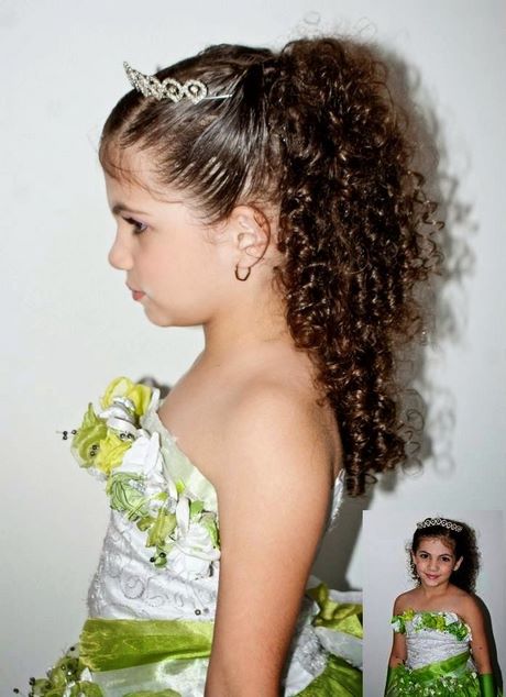 penteado-infantil-para-casamento-cabelo-cacheado-68_9 Penteado infantil para casamento cabelo cacheado