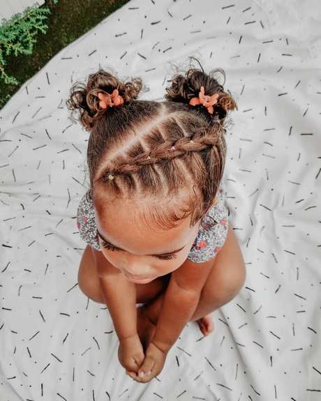Fotos de penteados infantil para cabelos cacheados