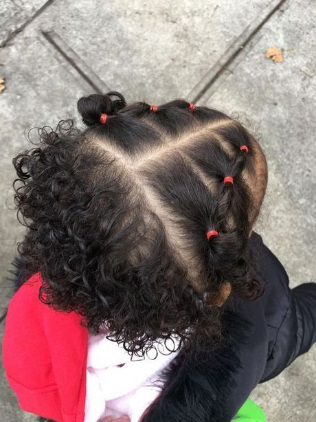 Penteado infantil cabelo ondulado