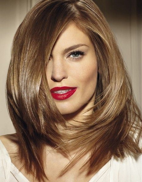 cortes-de-cabelo-feminino-para-rosto-redondo-22 Cortes de cabelo feminino para rosto redondo