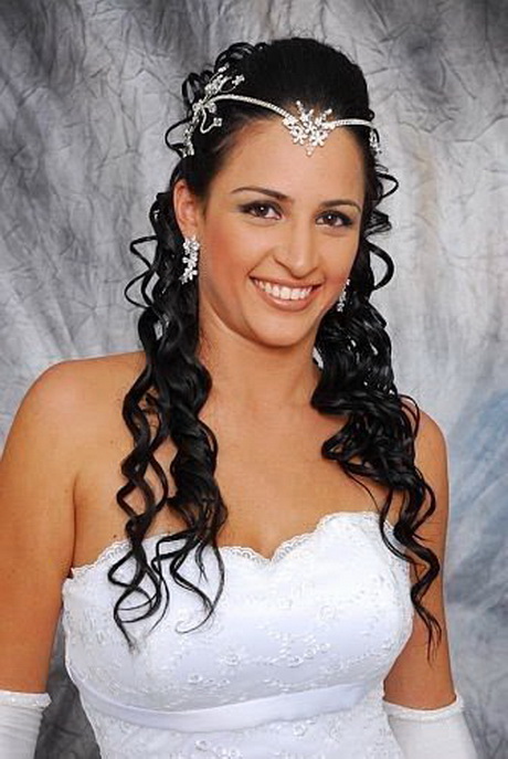 penteados-para-noivas-de-cabelos-cacheados-69-8 Penteados para noivas de cabelos cacheados