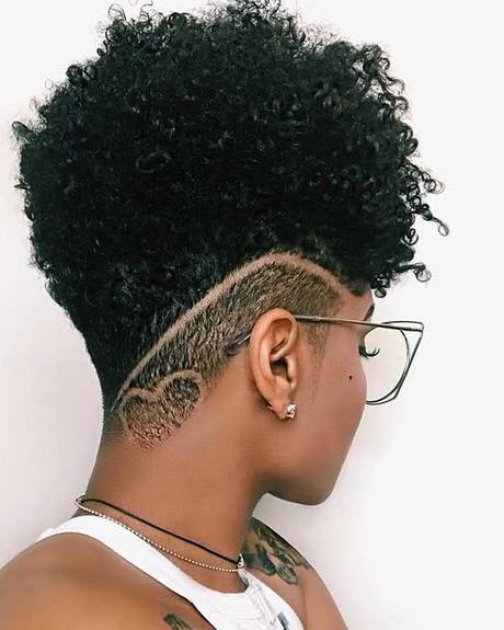corte-de-cabelo-afros-femininos-2022-24_3 Corte de cabelo afros femininos 2022