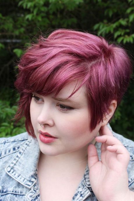 corte-de-cabelo-feminino-para-rosto-redondo-e-gordinho-2023-05_5 Corte de cabelo feminino para rosto redondo e gordinho 2023