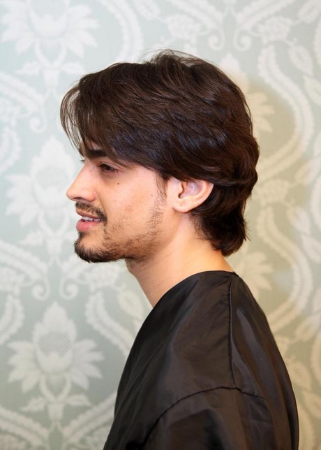 Corte de cabelo masculino medio