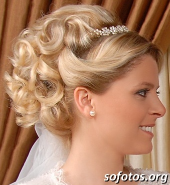 Penteados de noivas loiras