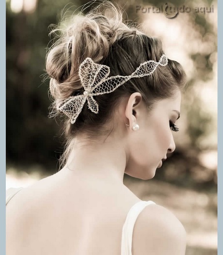 penteados-para-noivas-com-tiara-91_12 Penteados para noivas com tiara