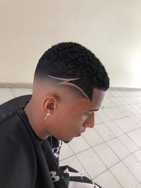 corte-de-cabelo-masculino-afros-2022-90_16 Corte de cabelo masculino afros 2022