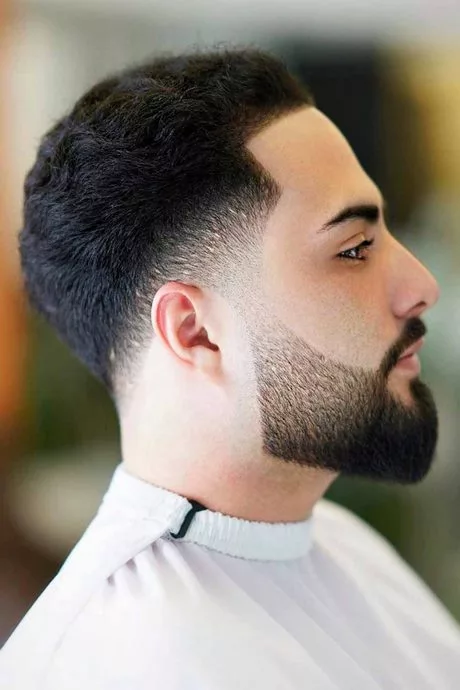 cabelo-e-barba-masculino-2023-37_7-16 Cabelo e barba masculino 2023