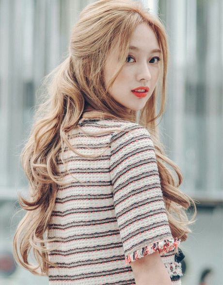penteados-coreanos-para-cabelos-cacheados-25_12 Penteados coreanos para cabelos cacheados