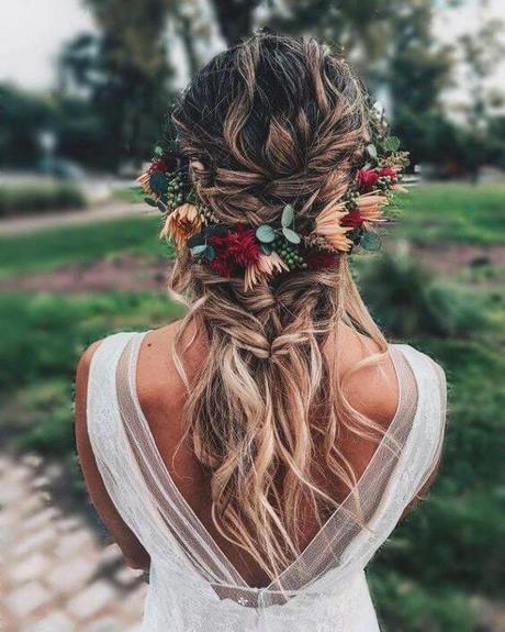 penteados-de-noiva-com-tranca-e-flor-79_18 Penteados de noiva com trança e flor