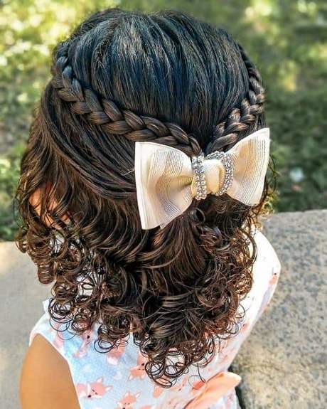 Penteados para cabelos ondulados infantil