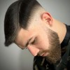 Corte de cabelo masculino grisalho 2021